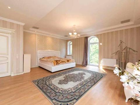 будинок за адресою Вишнева вул.