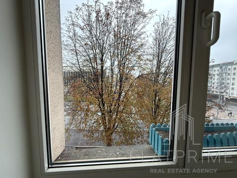 квартира за адресою Євгена Коновальця вул. (Щорса), 3