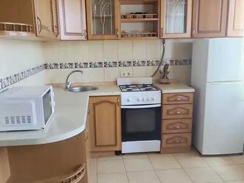 квартира за адресою Воскресенська вул., 13-Б