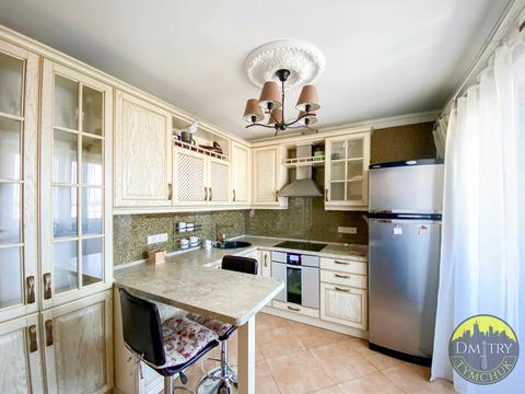 квартира по адресу Зои Гайдай ул., 9-А