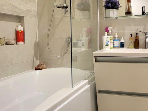 квартира за адресою Милорадовичів вул. (Петровського), 55