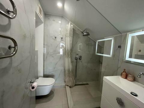 квартира за адресою Регенераторна вул., 4к2