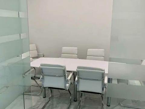 комерційна за адресою Кловський узвіз, 7a