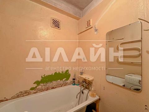 квартира за адресою Василя Сергієнка вул. (Задніпровська), 8