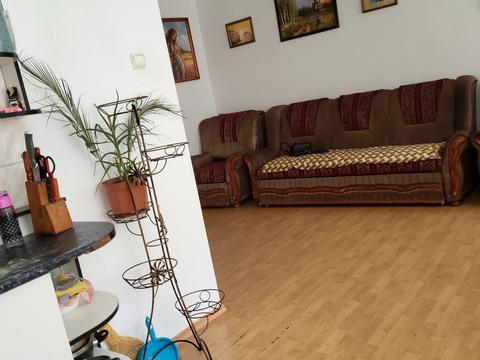 квартира за адресою Конституції, 3