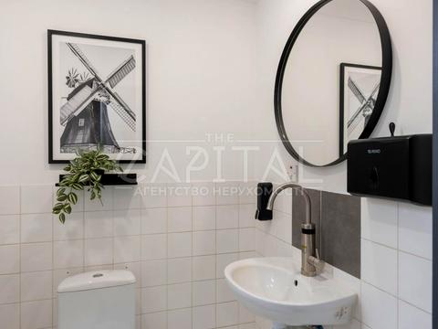 комерційна за адресою Кловський узвіз, 7a