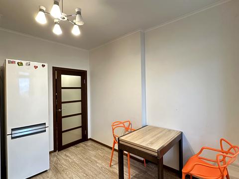 квартира за адресою Сім'ї Кульженків вул. (Петра Дегтяренка), 31-А