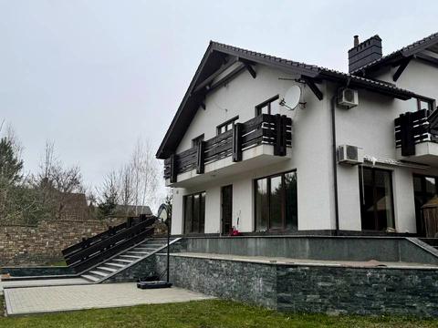 дом по адресу  ул.