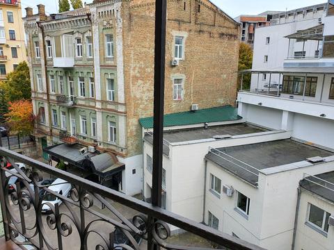 квартира по адресу Большая Житомирская ул., 31