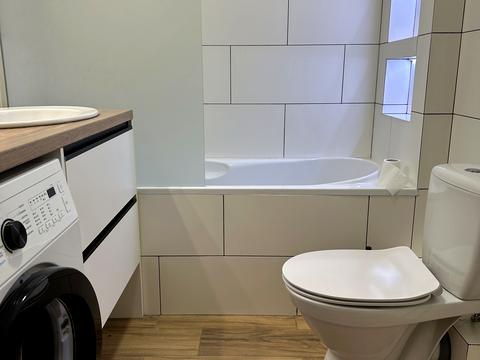 квартира за адресою Івана Білика вул. (Яблунева), 4