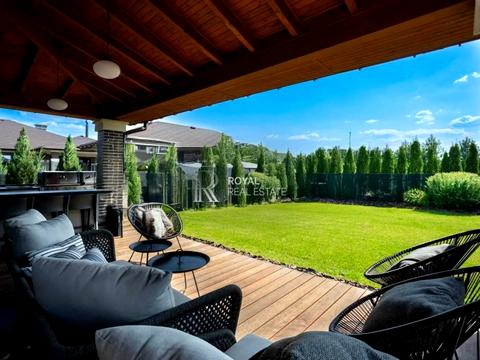 дом по адресу Центральна