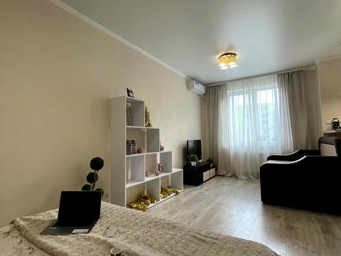 квартира по адресу Українська ул., 83б