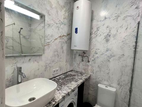 квартира за адресою Вишнева вул., 8