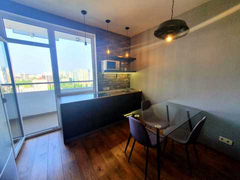 квартира за адресою Середньофонтанська вул., 35