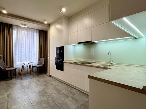 квартира за адресою Європейського Союзу просп. (Правди), 45-А