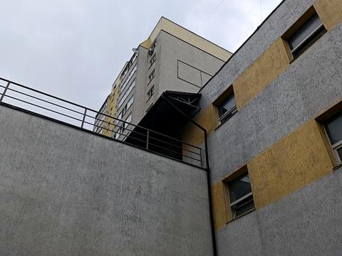 паркомісце за адресою Свободи вул., 7/б