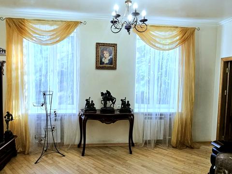 квартира за адресою Богдана Хмельницького вул., 8
