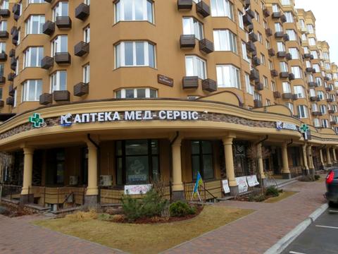 комерційна за адресою Молодіжна вул., 7