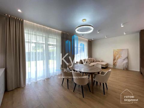 будинок за адресою Соборна вул. ()