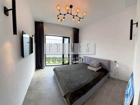 будинок за адресою Вишнева вул.