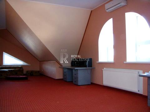 будинок за адресою Дніпровський просп., 1