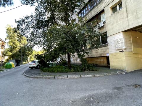 квартира за адресою Академіка Янгеля вул., 4