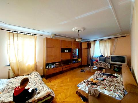 будинок за адресою Дмитра Чижевського вул.