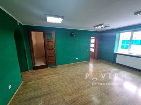 комерційна за адресою Зеновія Красівського вул., 3