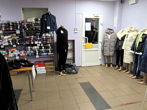 комерційна за адресою Пашутінська вул., 44