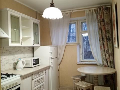 квартира за адресою Почайнинська вул., 13