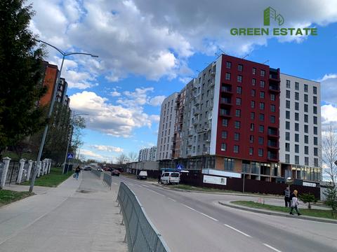 комерційна за адресою Трускавецька вул., 48