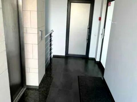 комерційна за адресою Валерія Лобановського просп., 124