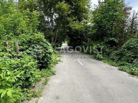 комерційна за адресою Боровкова вул., 40