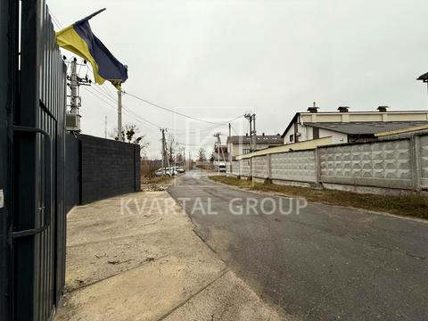 комерційна за адресою польова, 10
