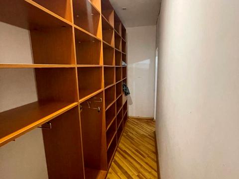 квартира за адресою Анни Ахматової вул., 31