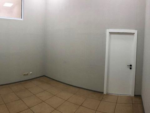 комерційна за адресою Авіаконструктора Ігоря Сікорського вул. (Танкова), 4-Д