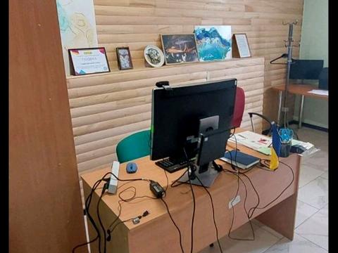 комерційна за адресою Аскольдівська вул., 1