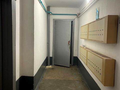 квартира за адресою Академіка Грушевського вул., 44