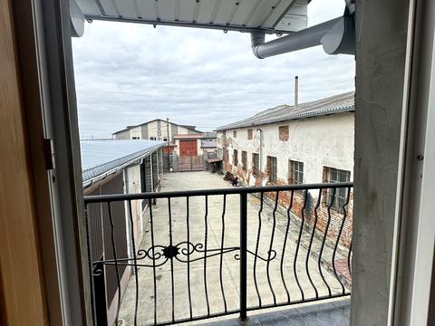 комерційна за адресою Василя Стуса вул., 13