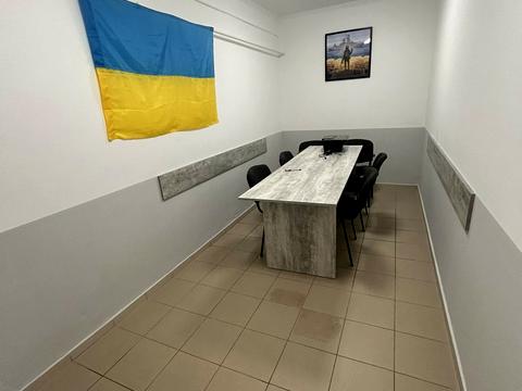 комерційна за адресою Степана Бандери вул., 7/1