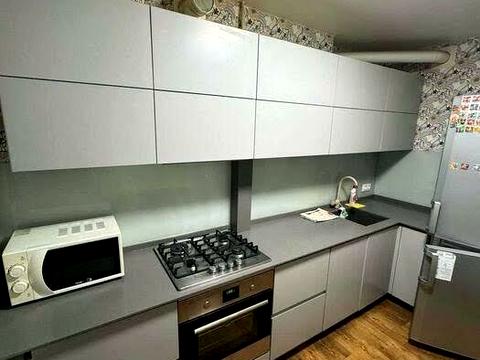 квартира по адресу Менахем-Мендл Шнеерсона ул. (Мініна), 10