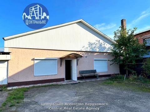 комерційна за адресою Машинобудівників, 4А