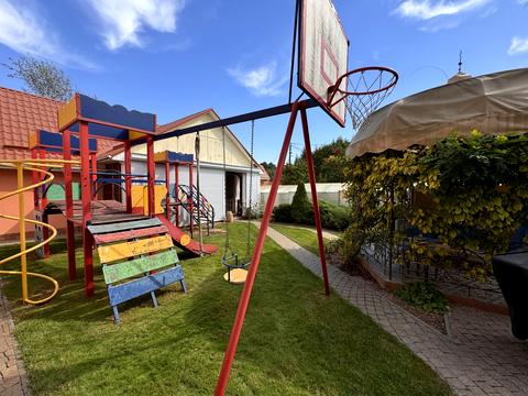 будинок за адресою Польова