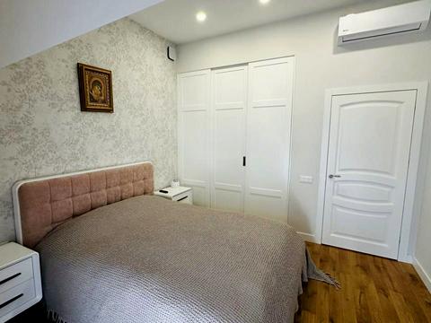 будинок за адресою Авраама Лінкольна вул. (Димитрова), 7