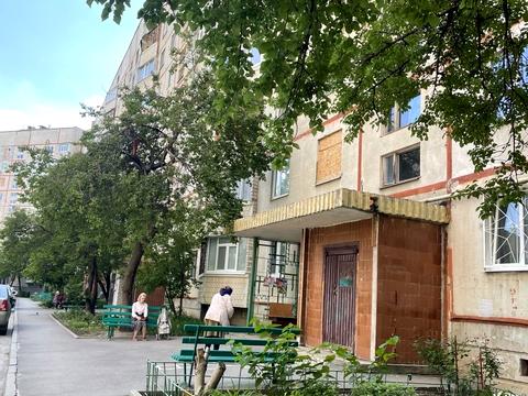 квартира за адресою Леся Сердюка вул. (Командарма Корка), 10