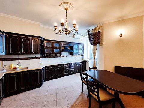 квартира за адресою Старонаводницька вул., 6-Б