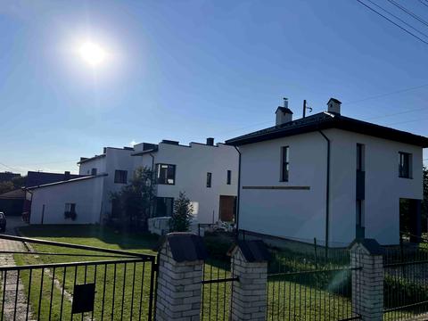 будинок за адресою Романа Шухевича вул., 112