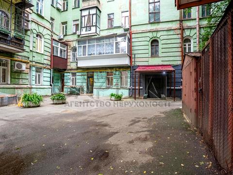 коммерческая по адресу Киев, Богдана Хмельницкого ул., 9