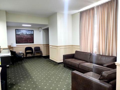 коммерческая по адресу Базарная ул., 1
