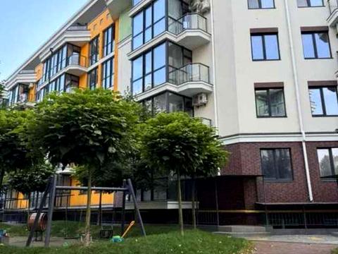 квартира за адресою Радистів вул., 14